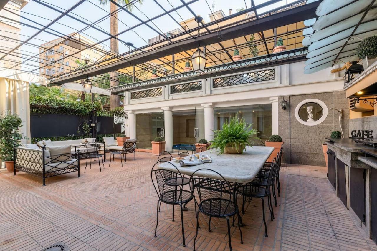 Luxury Private Pool Apartment Rom