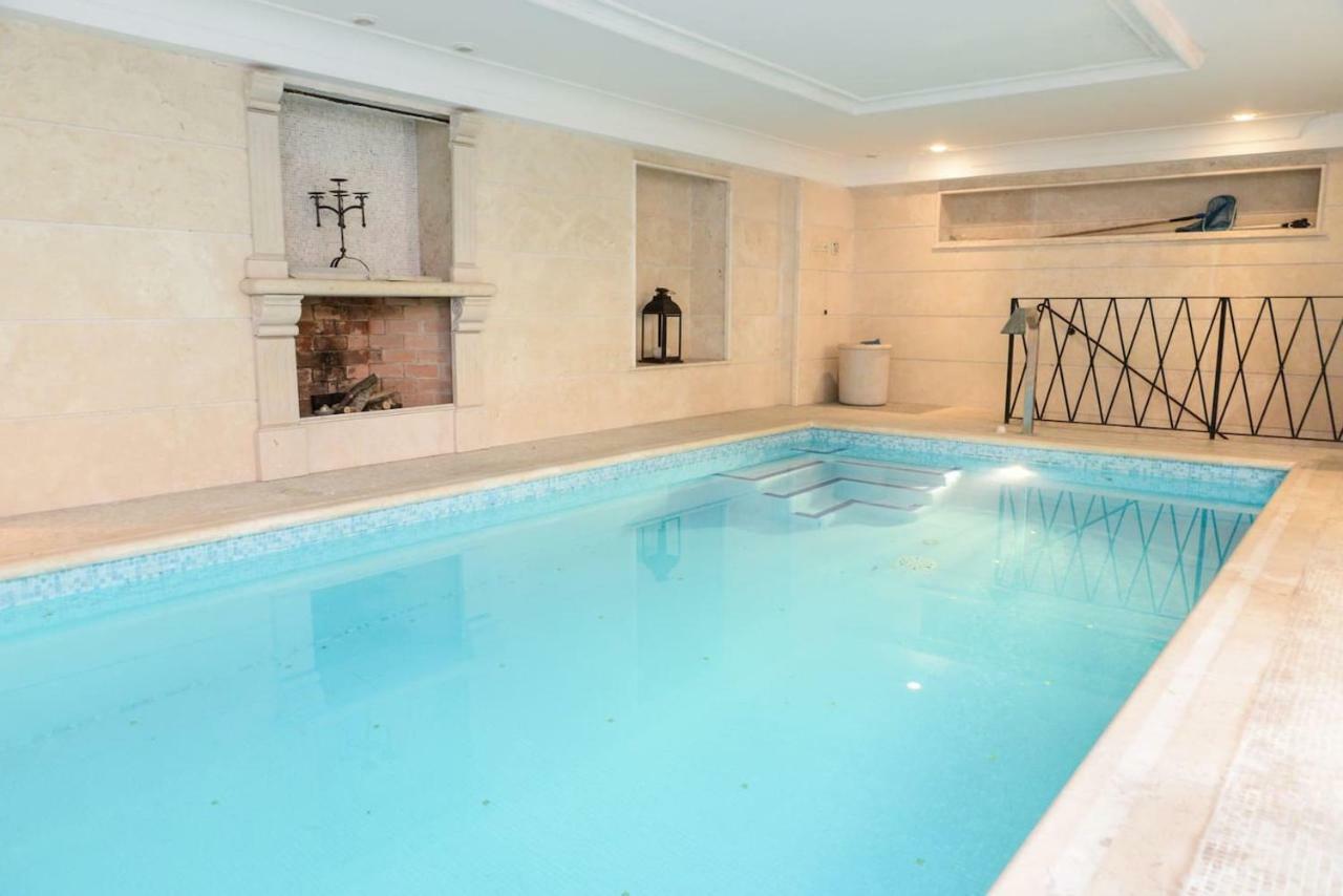 Luxury Private Pool Apartment *